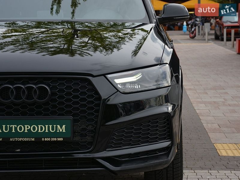 Позашляховик / Кросовер Audi Q3 2016 в Києві
