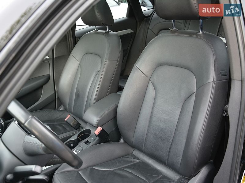 Позашляховик / Кросовер Audi Q3 2016 в Києві