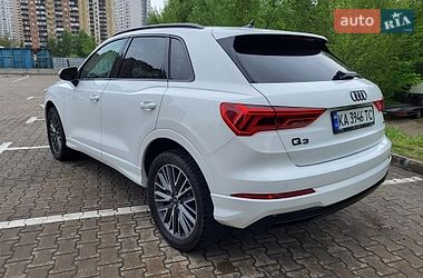 Внедорожник / Кроссовер Audi Q3 2022 в Киеве