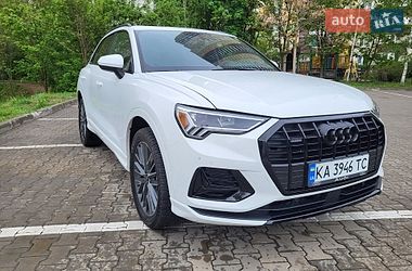 Внедорожник / Кроссовер Audi Q3 2022 в Киеве