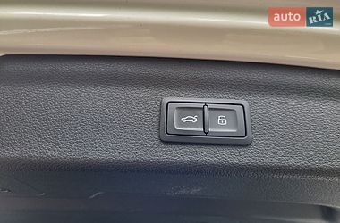 Внедорожник / Кроссовер Audi Q3 2022 в Киеве