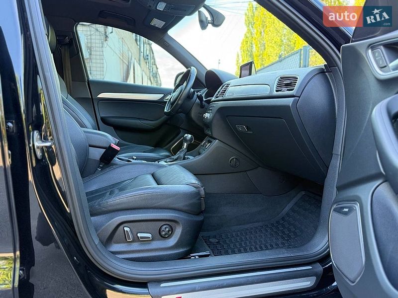 Внедорожник / Кроссовер Audi Q3 2017 в Одессе