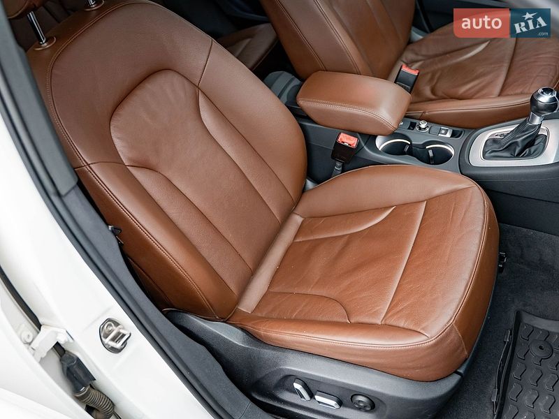 Внедорожник / Кроссовер Audi Q3 2016 в Киеве