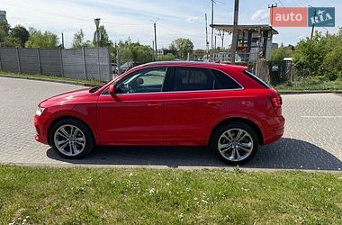 Внедорожник / Кроссовер Audi Q3 2016 в Львове