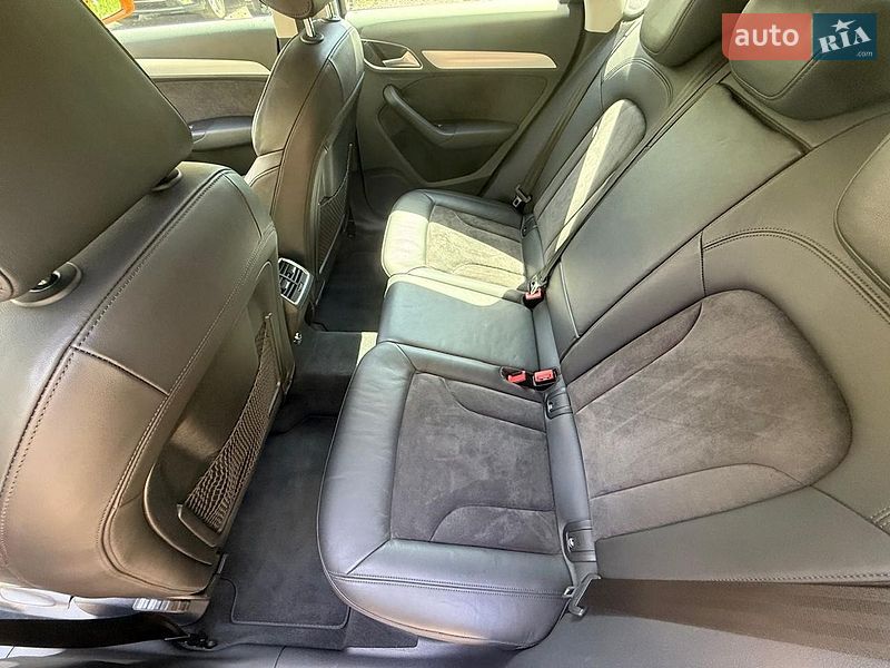 Внедорожник / Кроссовер Audi Q3 2011 в Киеве