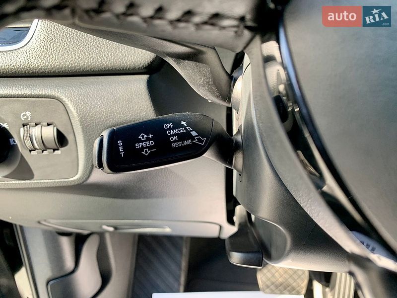 Внедорожник / Кроссовер Audi Q3 2017 в Черновцах