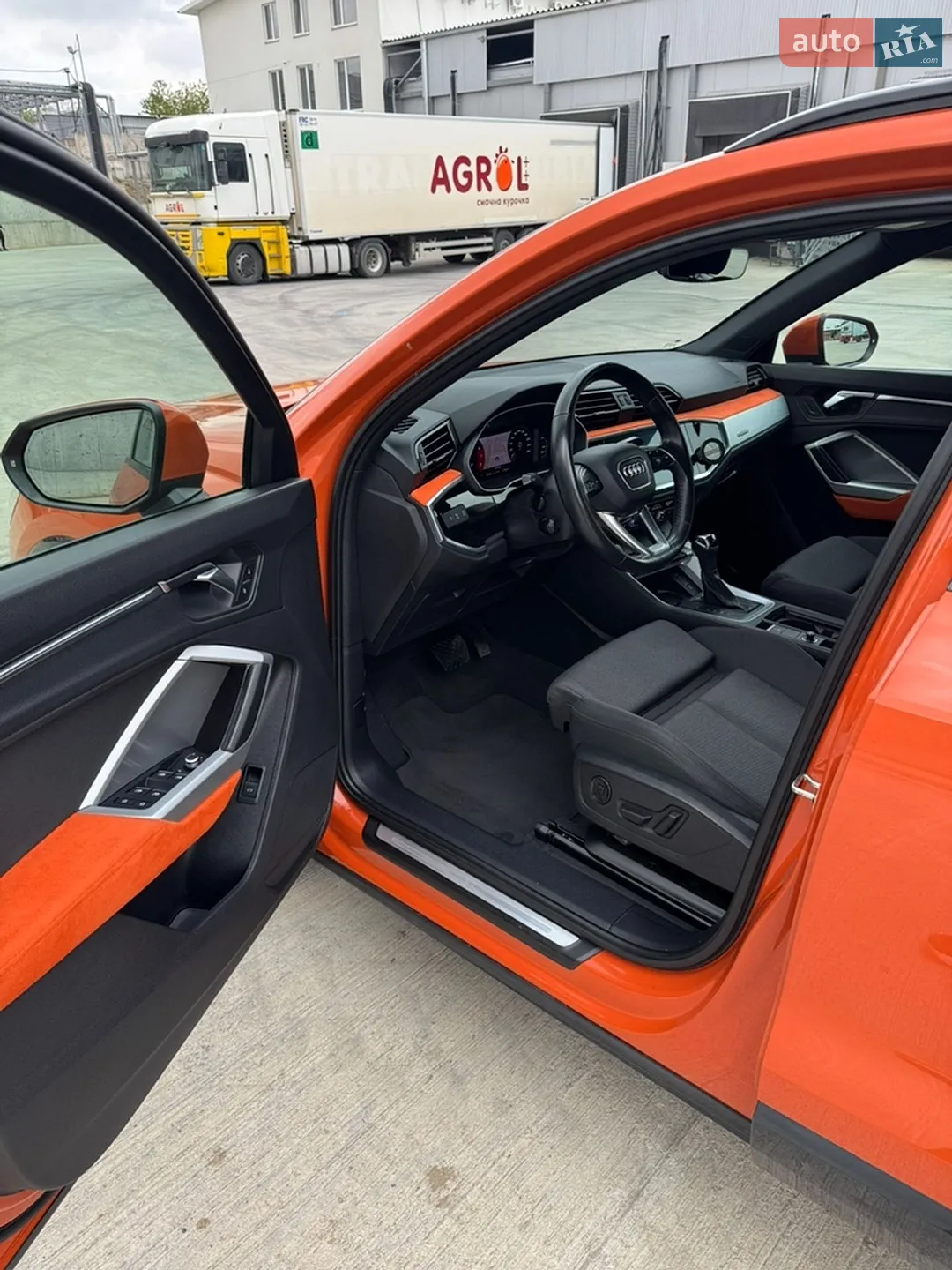 2020 Audi Q3 - мініатюра 18