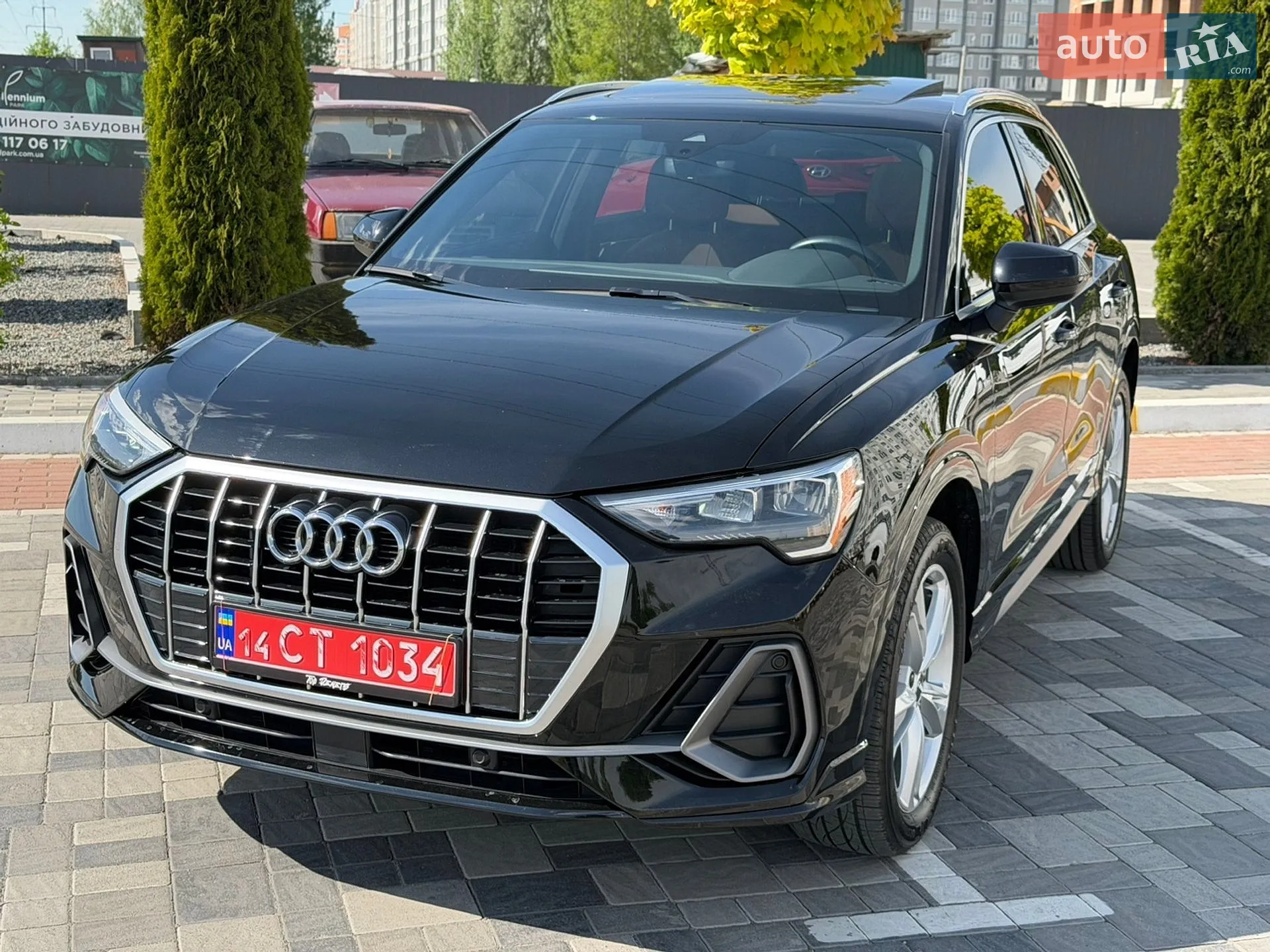 2020 Audi Q3 - фото 1