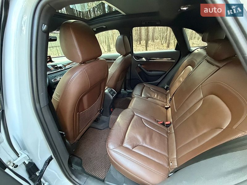 Позашляховик / Кросовер Audi Q3 2016 в Житомирі