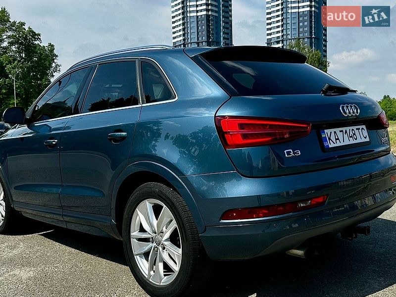 Позашляховик / Кросовер Audi Q3 2015 в Києві