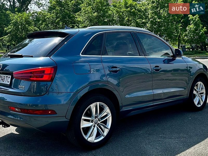 Позашляховик / Кросовер Audi Q3 2015 в Києві