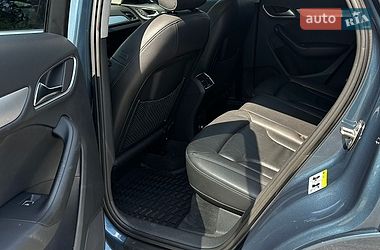 Позашляховик / Кросовер Audi Q3 2015 в Києві