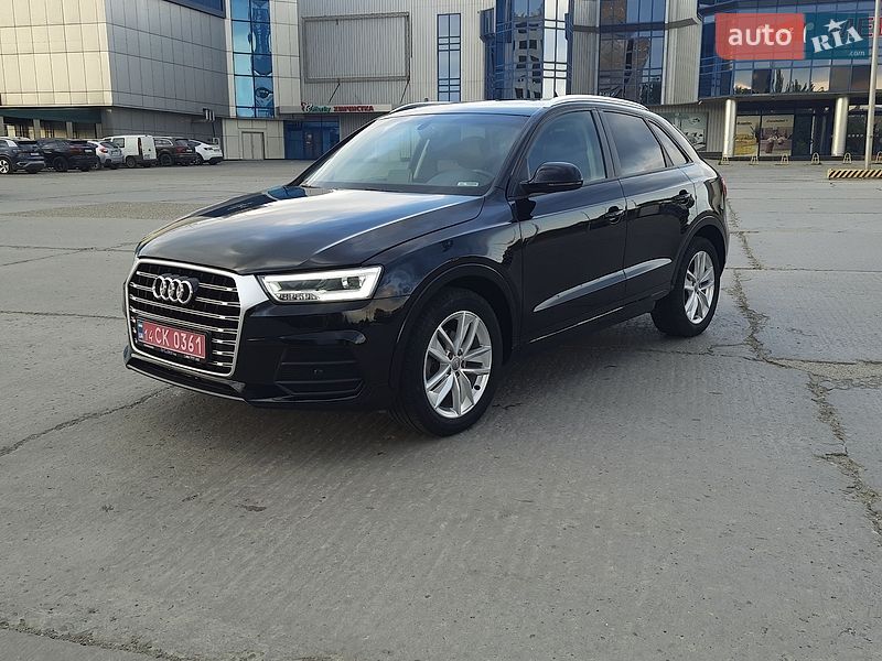 Позашляховик / Кросовер Audi Q3 2016 в Чернівцях