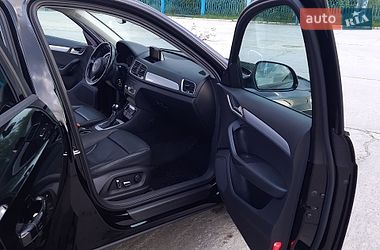 Позашляховик / Кросовер Audi Q3 2016 в Чернівцях