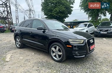 Внедорожник / Кроссовер Audi Q3 2015 в Луцке