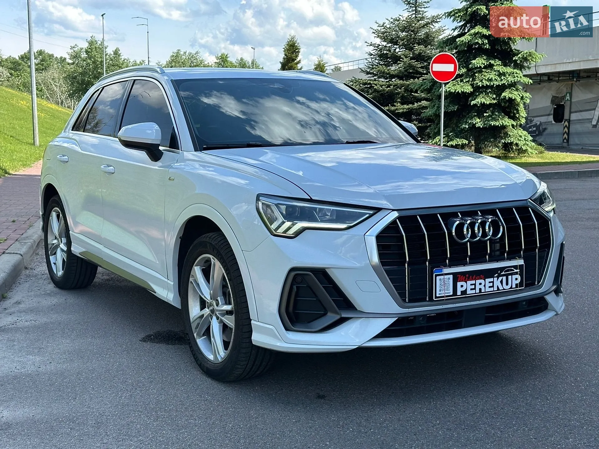 2019 Audi Q3 - фото 1