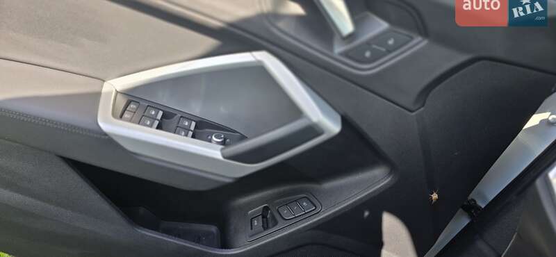 Позашляховик / Кросовер Audi Q3 2022 в Баришівка