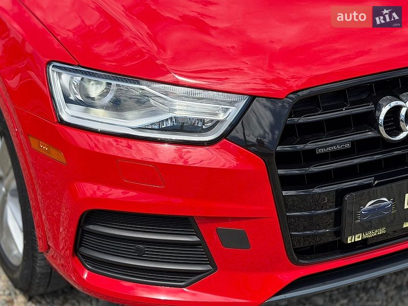 Внедорожник / Кроссовер Audi Q3 2017 в Ивано-Франковске