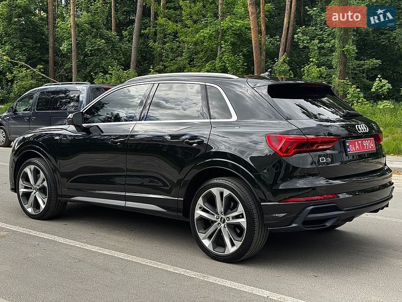 Позашляховик / Кросовер Audi Q3 2020 в Житомирі