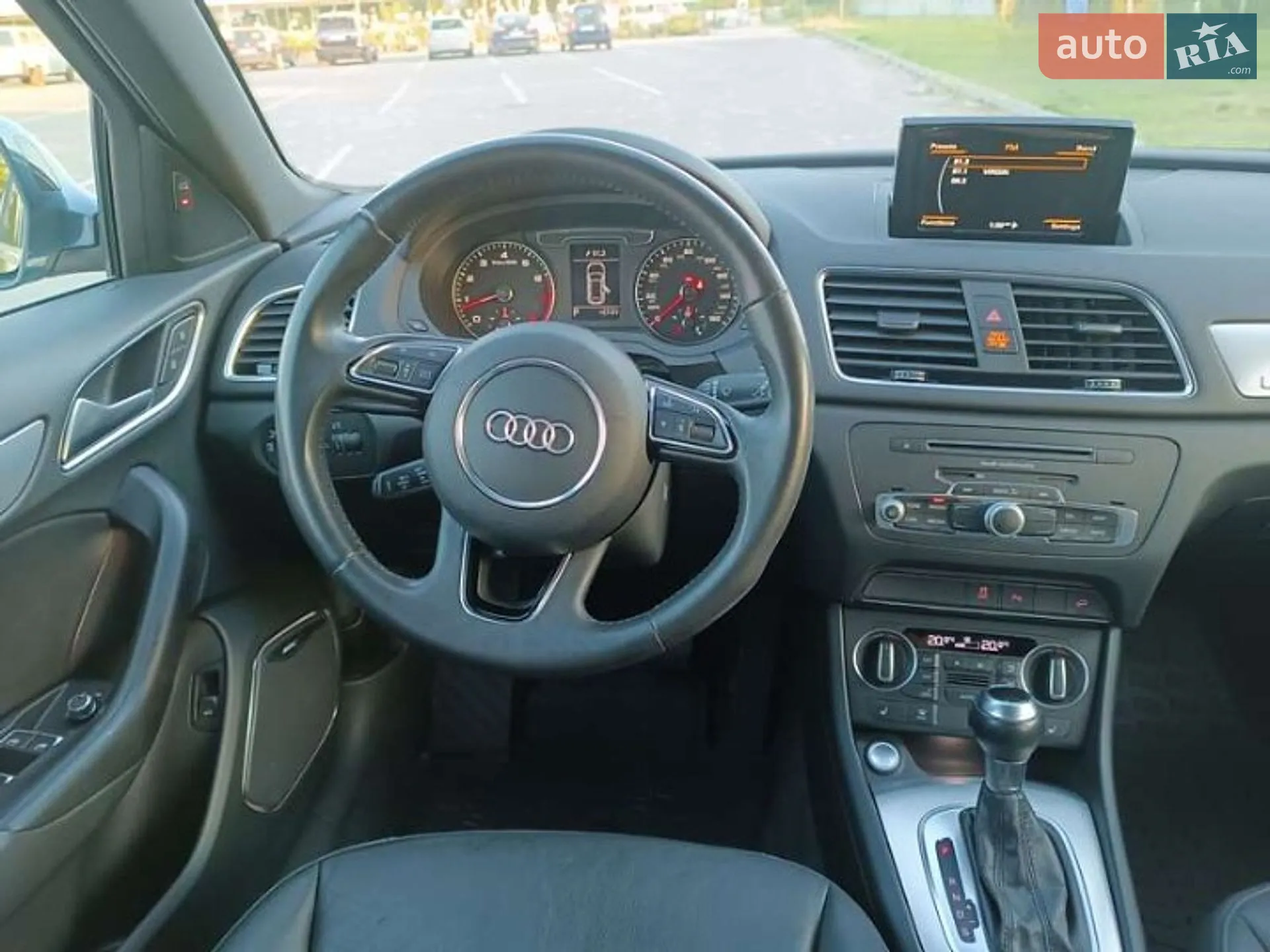 2017 Audi Q3 - мініатюра 13