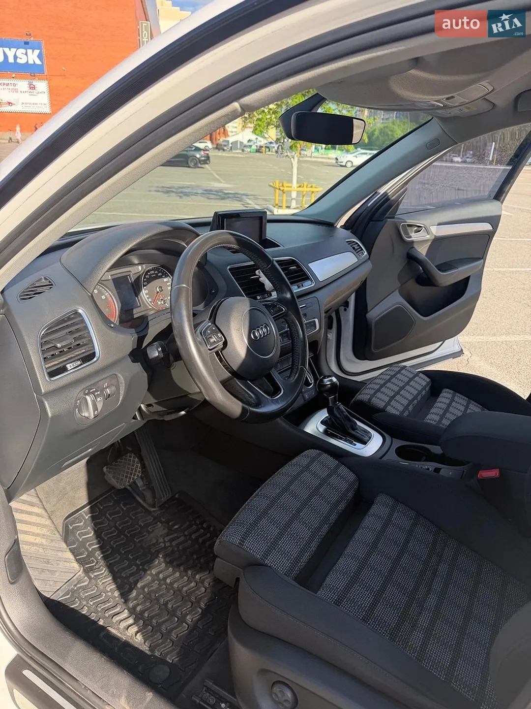 2016 Audi Q3 - мініатюра 17
