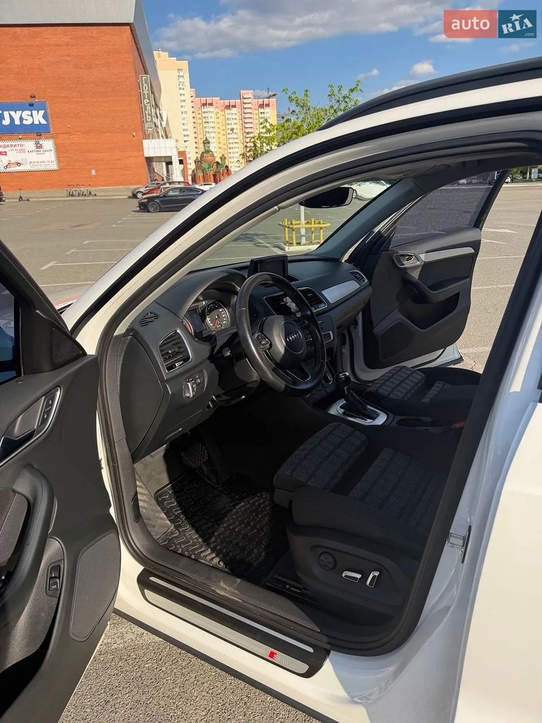 2016 Audi Q3 - мініатюра 18