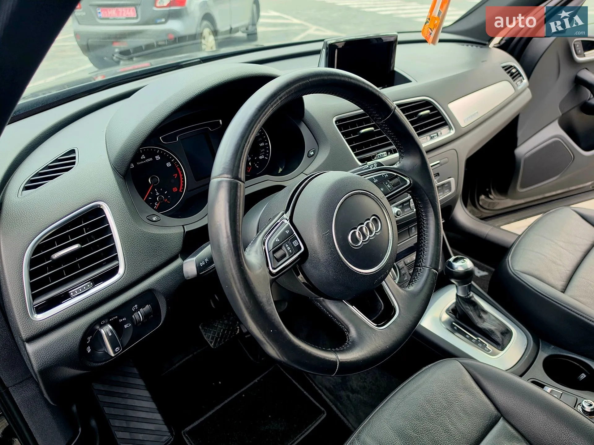 2017 Audi Q3 - мініатюра 34