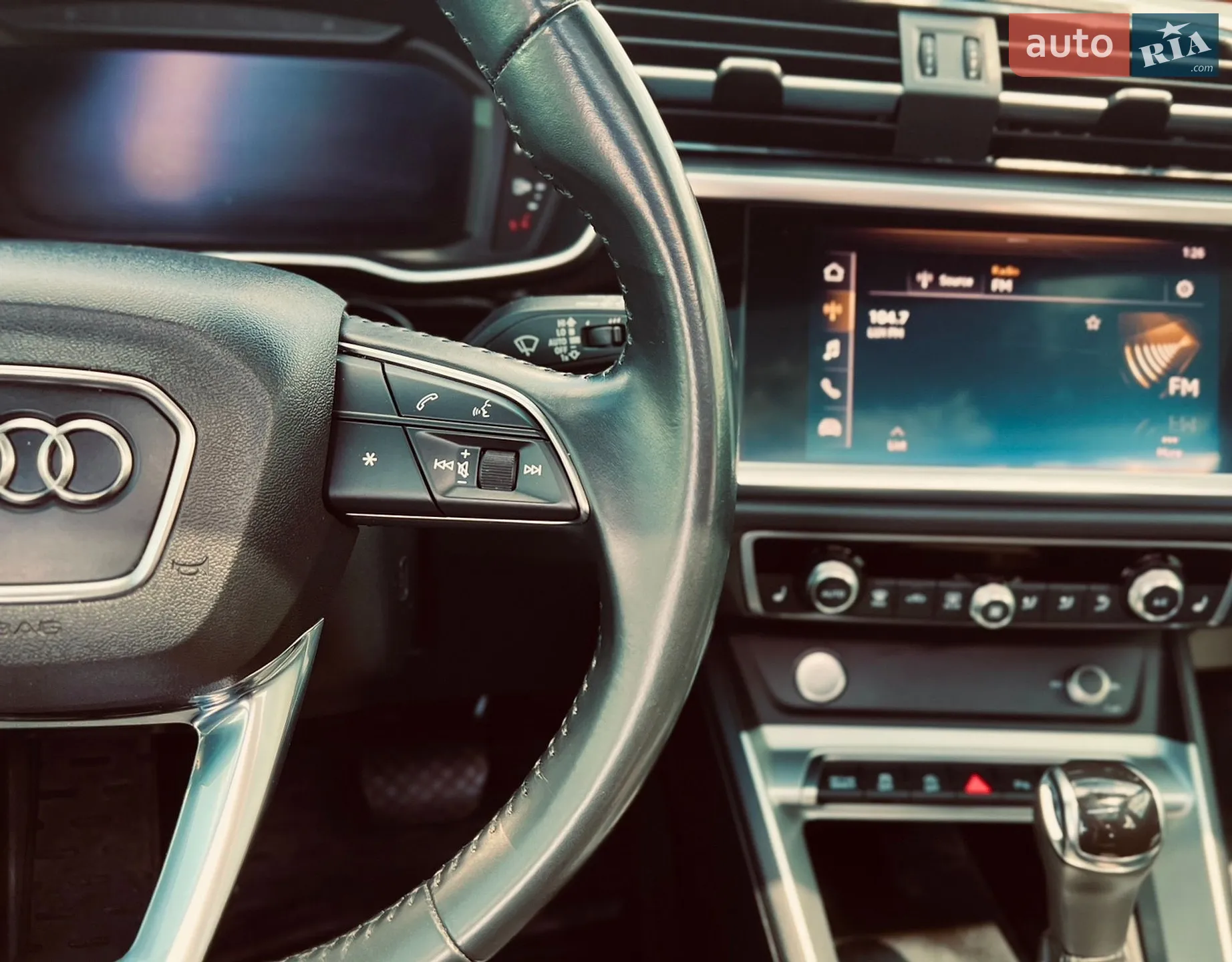 2019 Audi Q3 - мініатюра 17