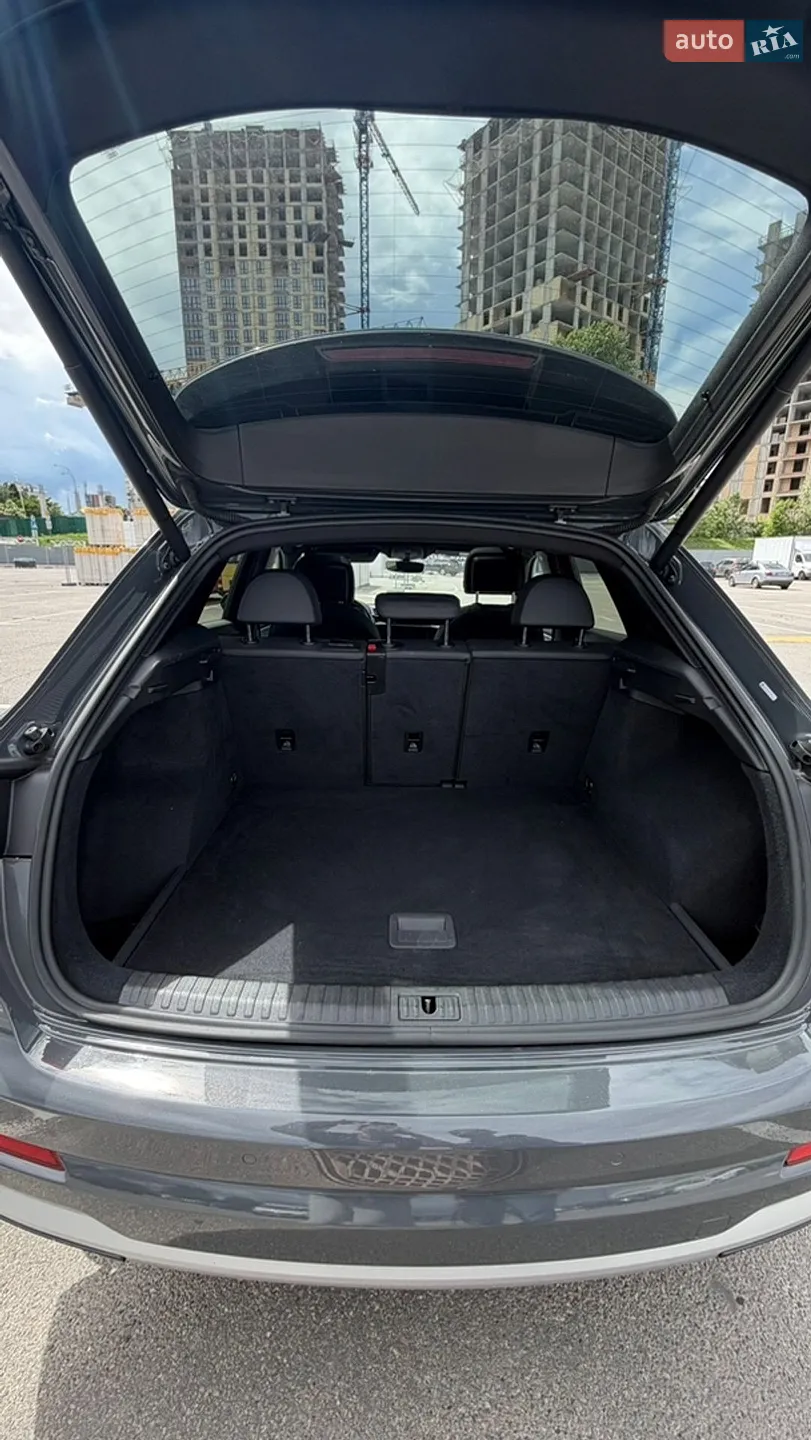 2019 Audi Q3 - мініатюра 16