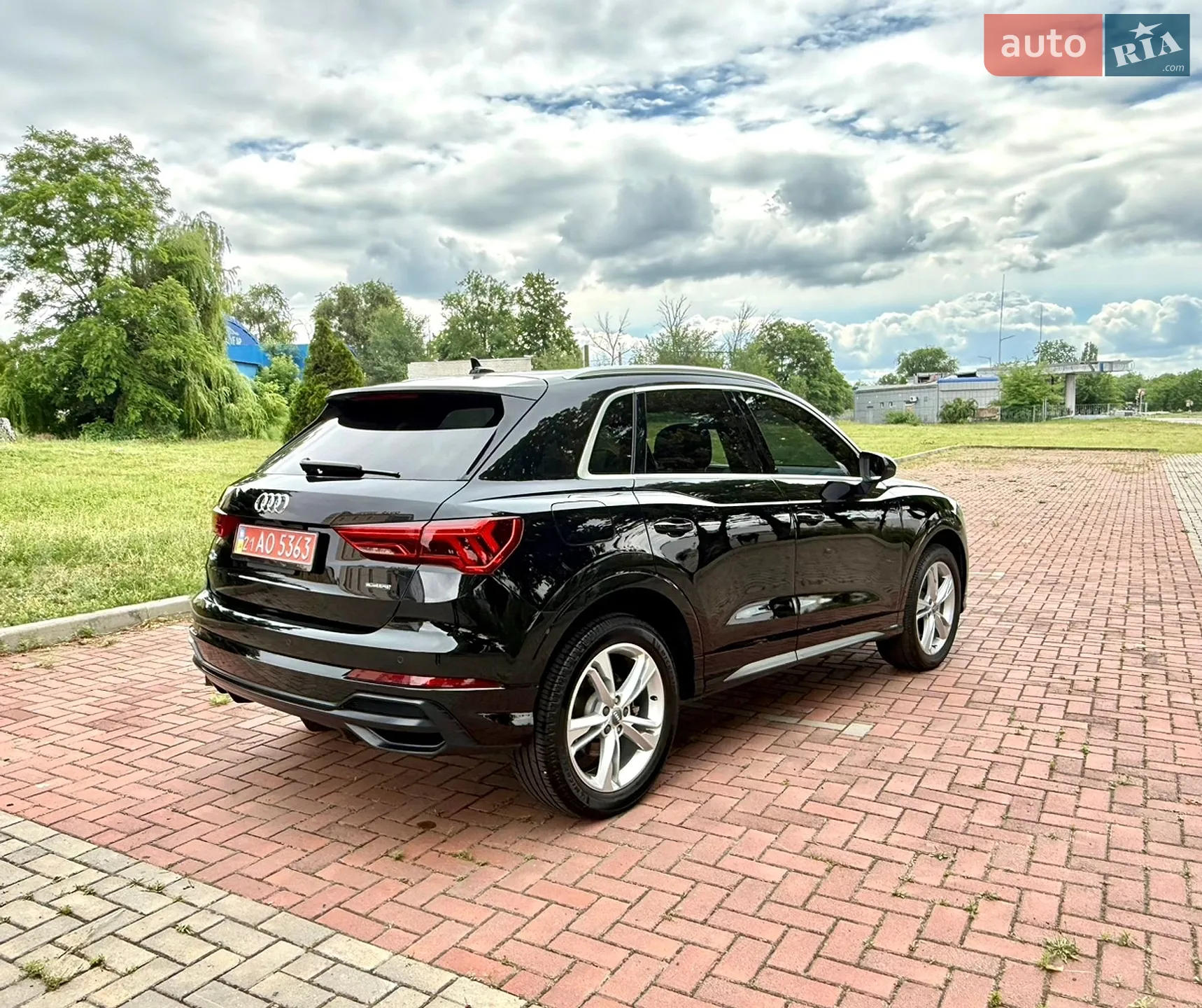 2019 Audi Q3 - мініатюра 18