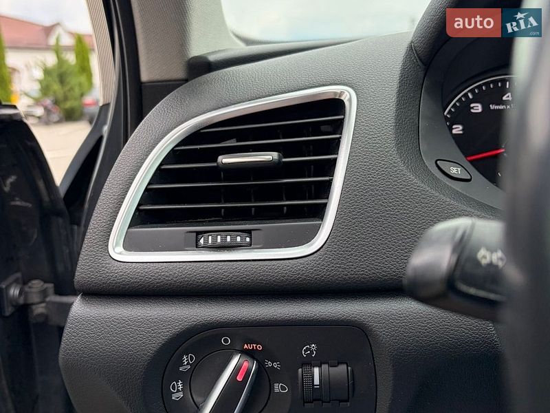 Позашляховик / Кросовер Audi Q3 2014 в Шепетівці