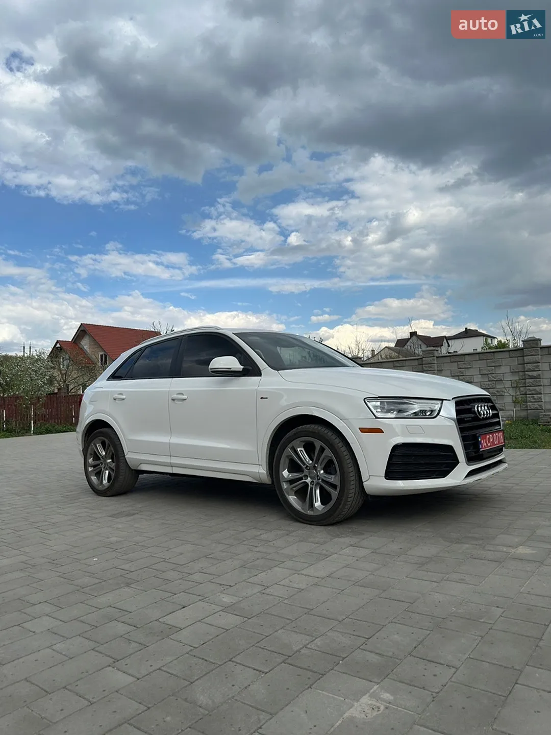 2017 Audi Q3 - мініатюра 12
