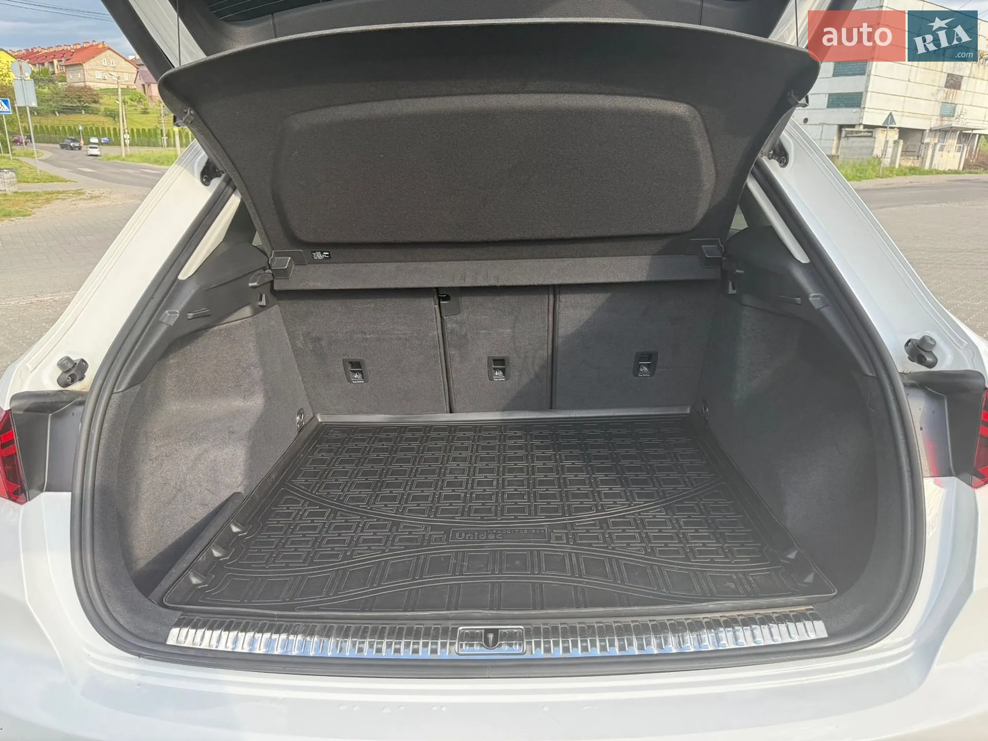 2023 Audi Q3 - мініатюра 12
