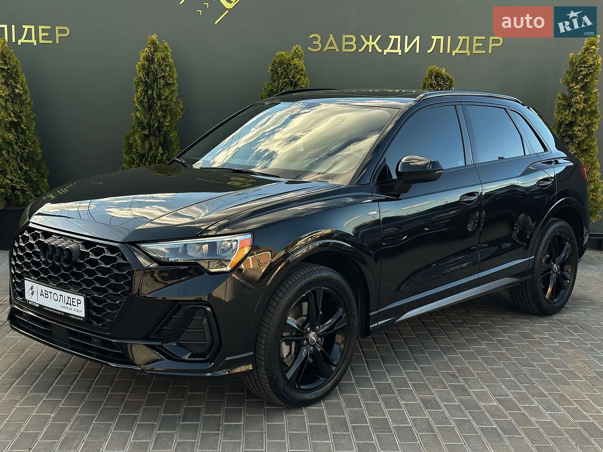 2019 Audi Q3 - мініатюра 2