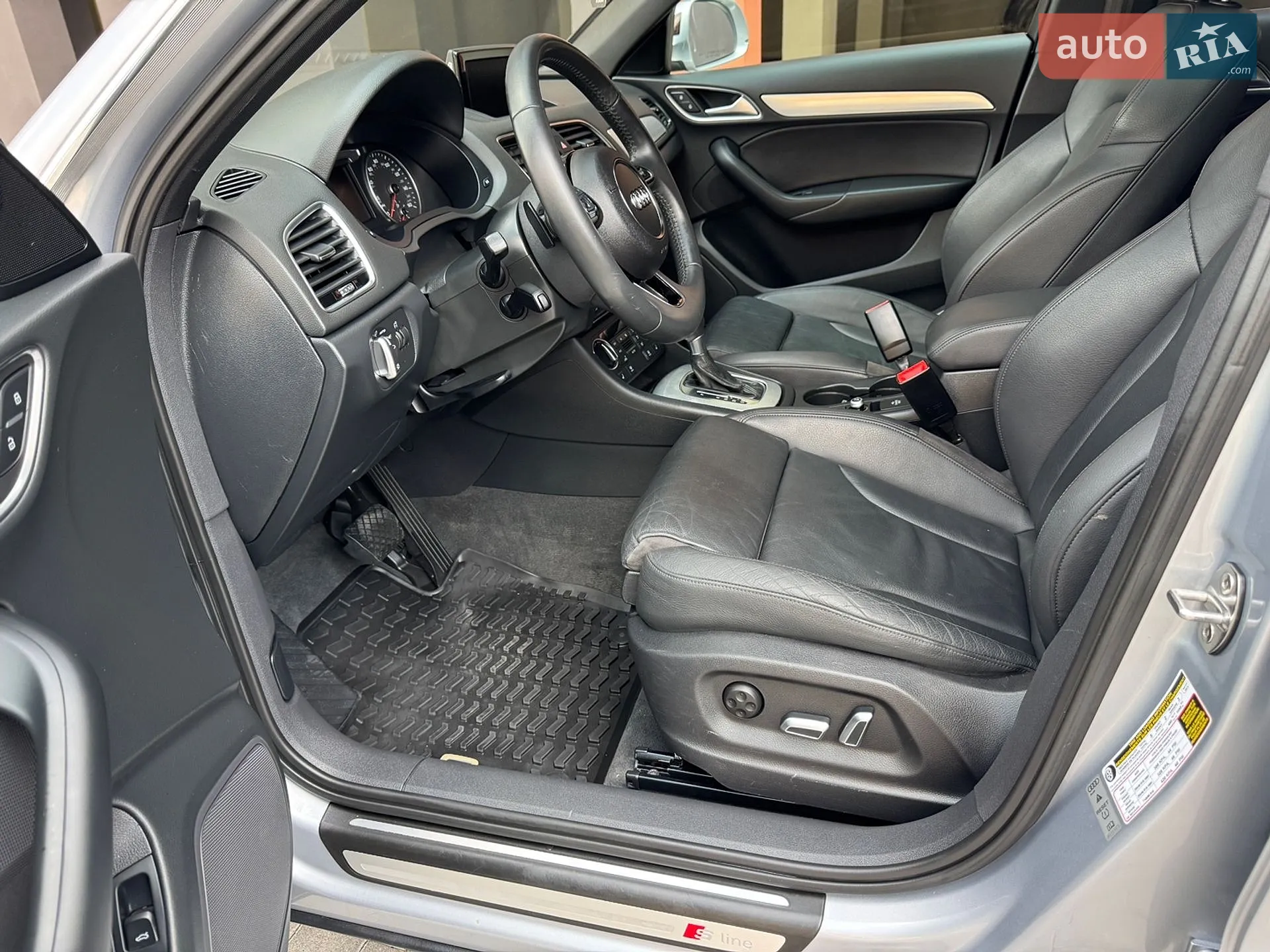 2017 Audi Q3 - мініатюра 11