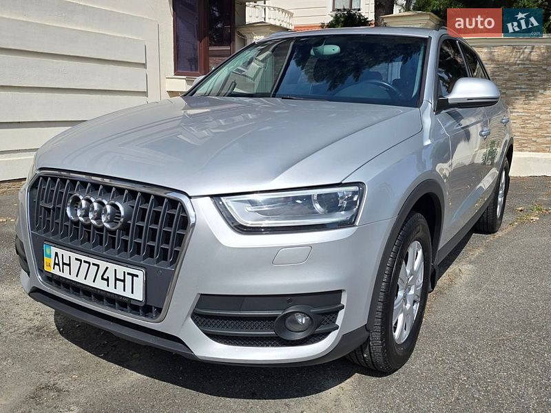 Внедорожник / Кроссовер Audi Q3 2014 в Киеве