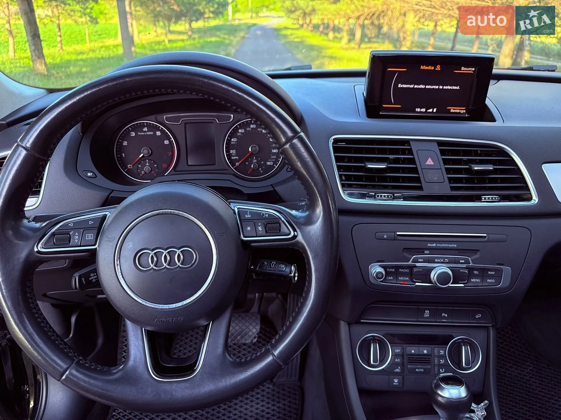 2017 Audi Q3 - мініатюра 14