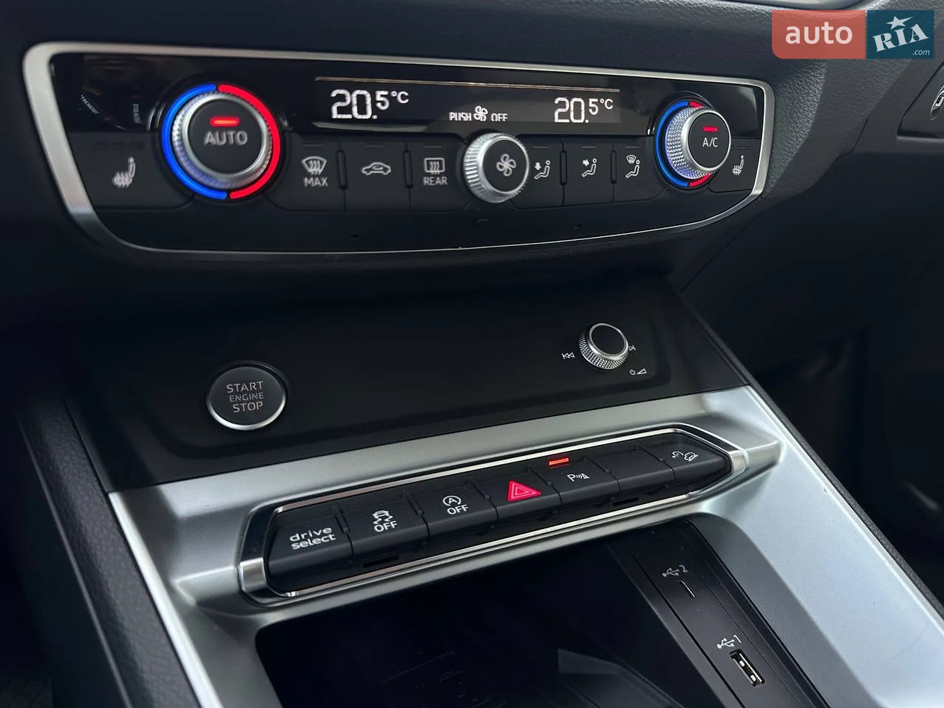 2019 Audi Q3 - мініатюра 15