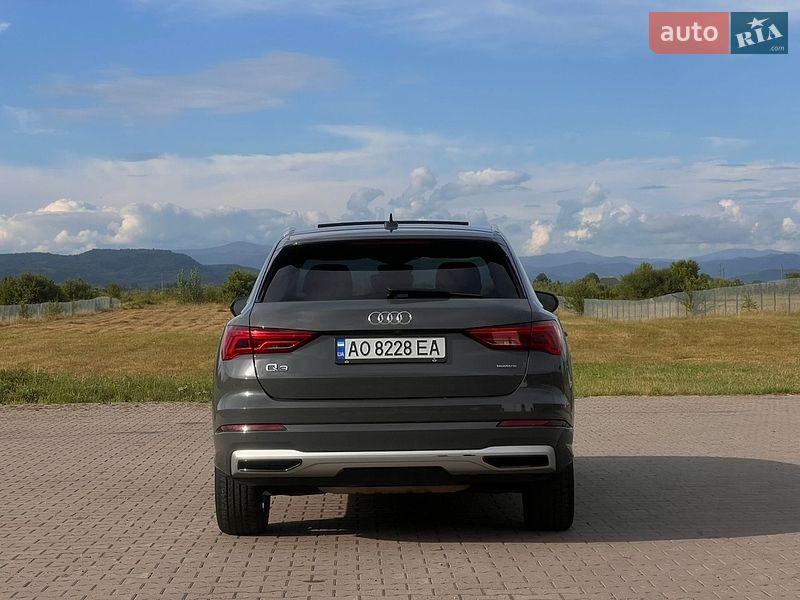 Внедорожник / Кроссовер Audi Q3 2019 в Тячеве