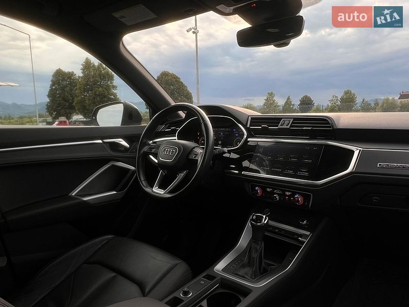 Внедорожник / Кроссовер Audi Q3 2019 в Тячеве