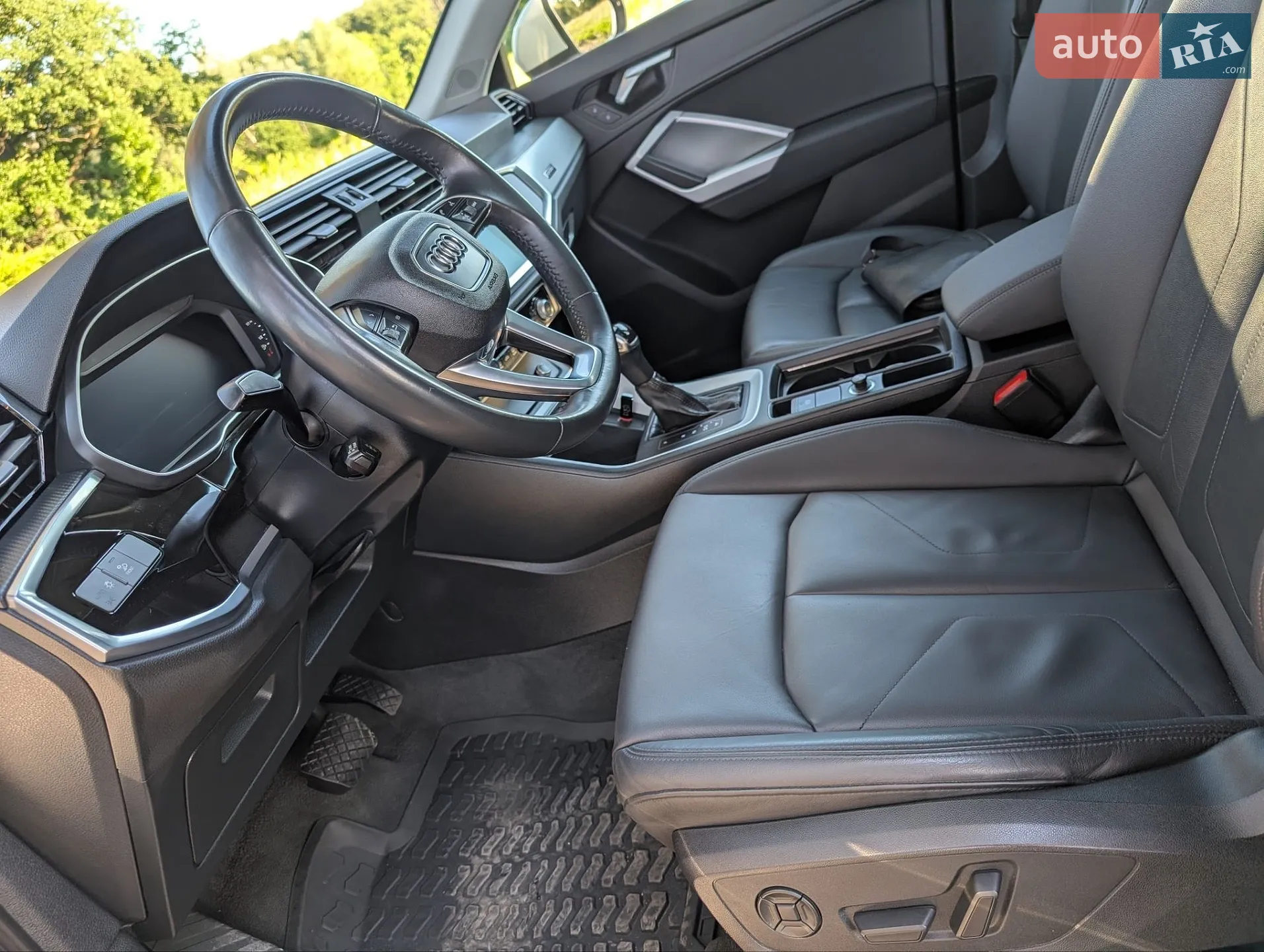 2019 Audi Q3 - мініатюра 12