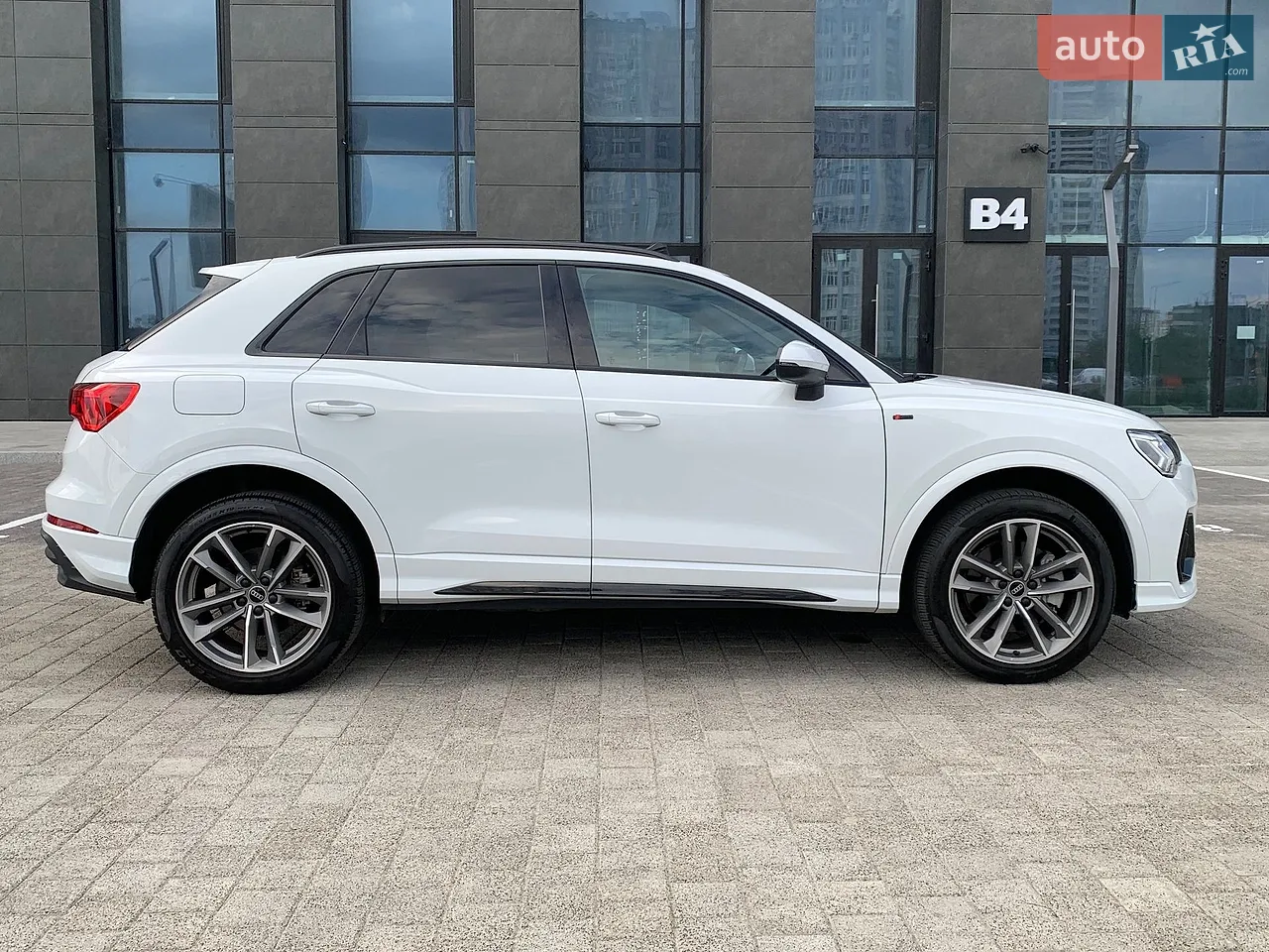 2019 Land Rover Range Rover Sport - мініатюра 32