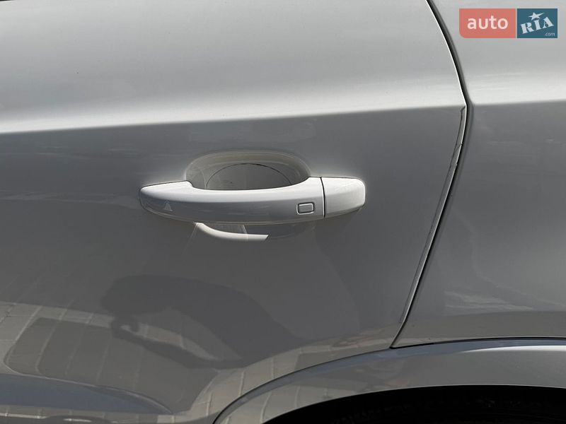 Позашляховик / Кросовер Audi Q3 2017 в Рівному фото 16 Позашляховик / Кросовер Audi Q3 2017 в Рівному
