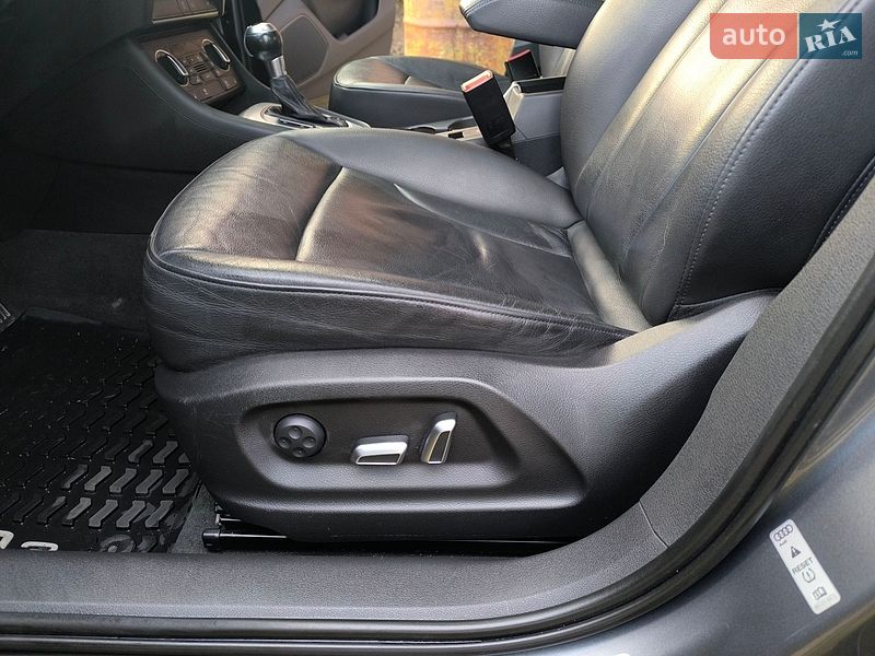 Позашляховик / Кросовер Audi Q3 2015 в Стрию