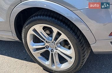Внедорожник / Кроссовер Audi Q3 2016 в Львове