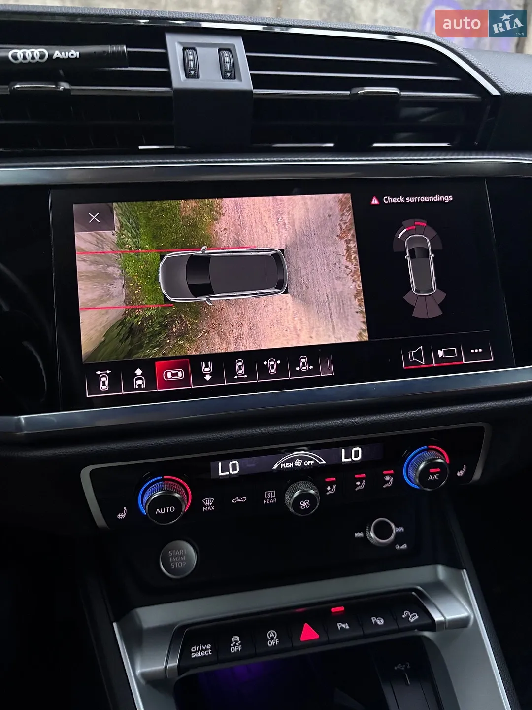 2019 Audi Q3 - мініатюра 23