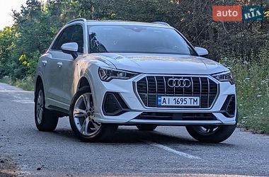 Позашляховик / Кросовер Audi Q3 2024 в Борисполі