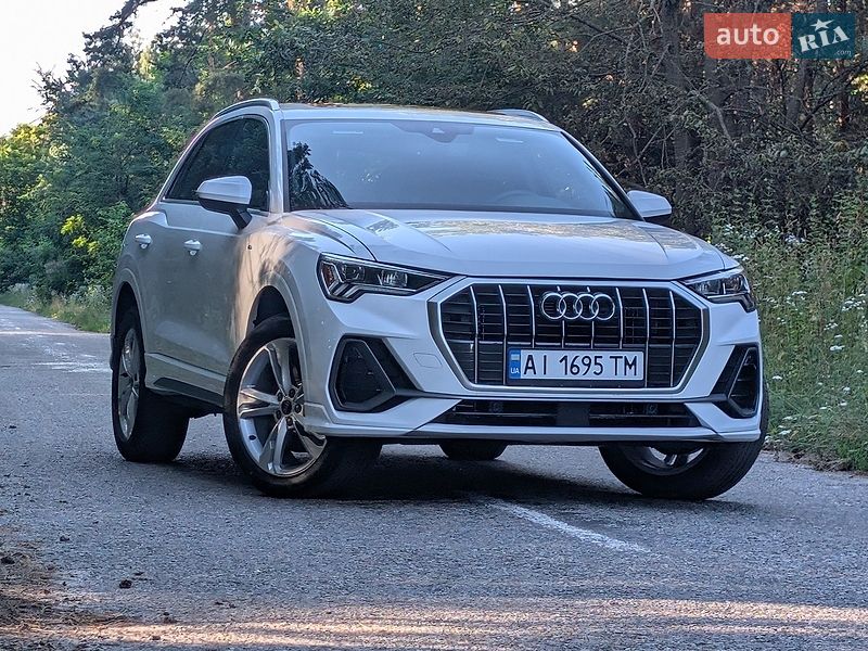 Позашляховик / Кросовер Audi Q3 2024 в Борисполі