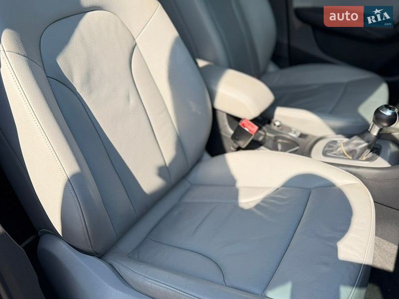 Внедорожник / Кроссовер Audi Q3 2017 в Ивано-Франковске