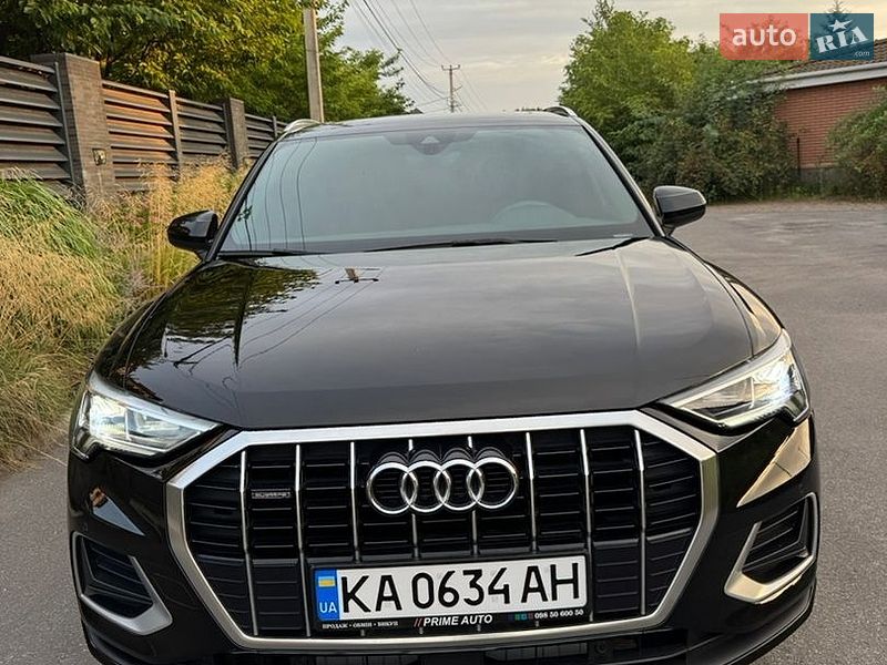 Позашляховик / Кросовер Audi Q3 2020 в Києві